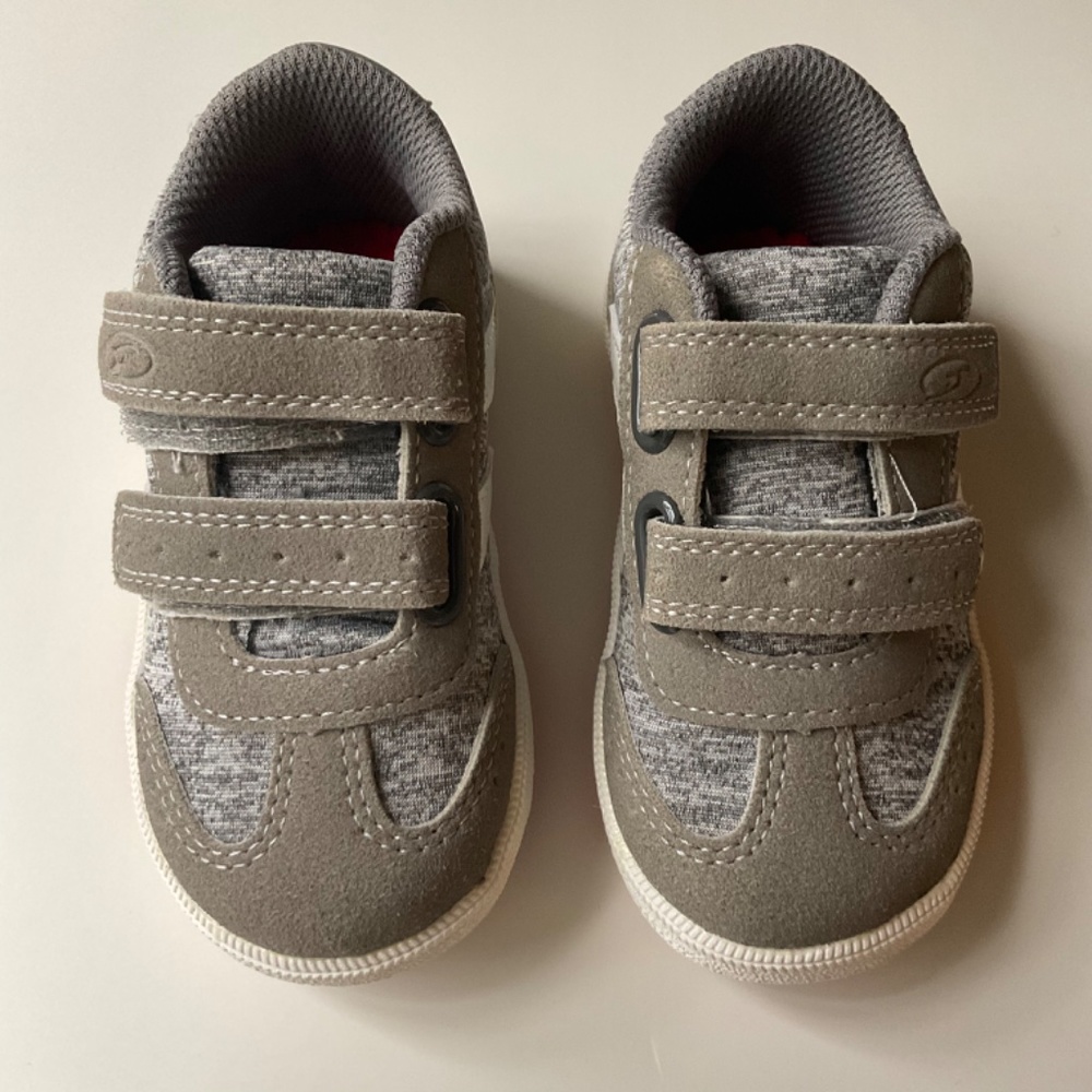 Dr. Scholl’s Kids Kameron Velcro Strap Sneaker Size 6 Toddler - Picture 2 of 8
